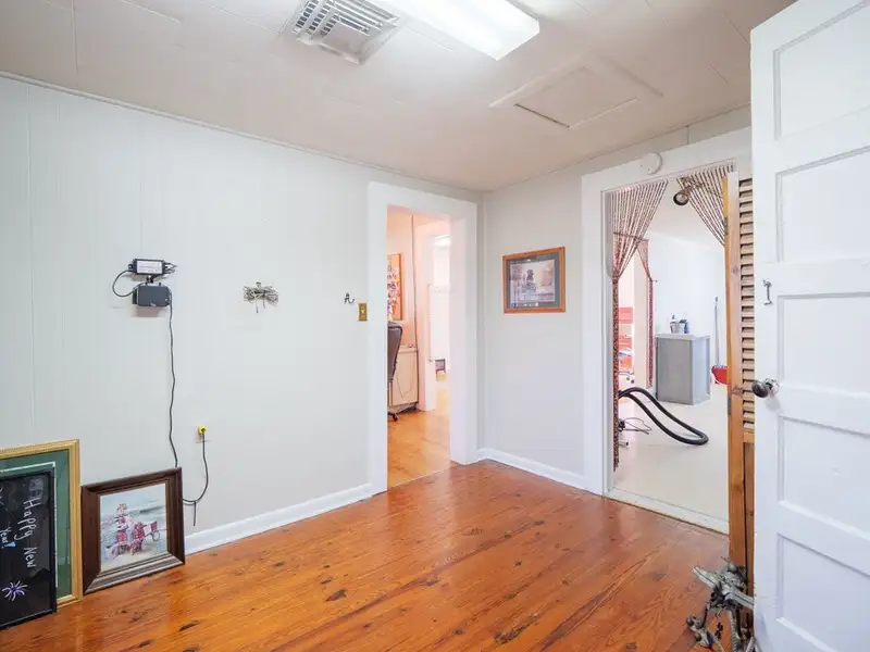 Versatile Flex Building with Office and Warehouse Space in Prime Valdosta Location