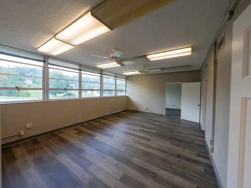 Office and Warehouse Facility in Waynesville Business Park with 9,000+ Sq. Ft.
