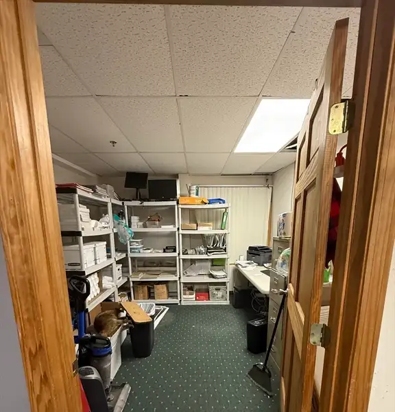 Retail/production Space for Lease in High-traffic Plaza, Middleton, Ma