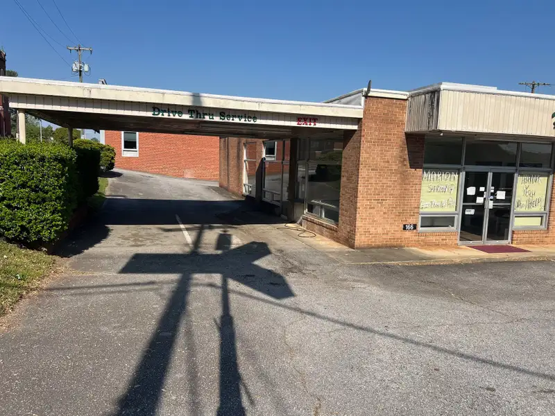 Downtown Marion Corner Commercial Space with High Visibility and Onsite Parking