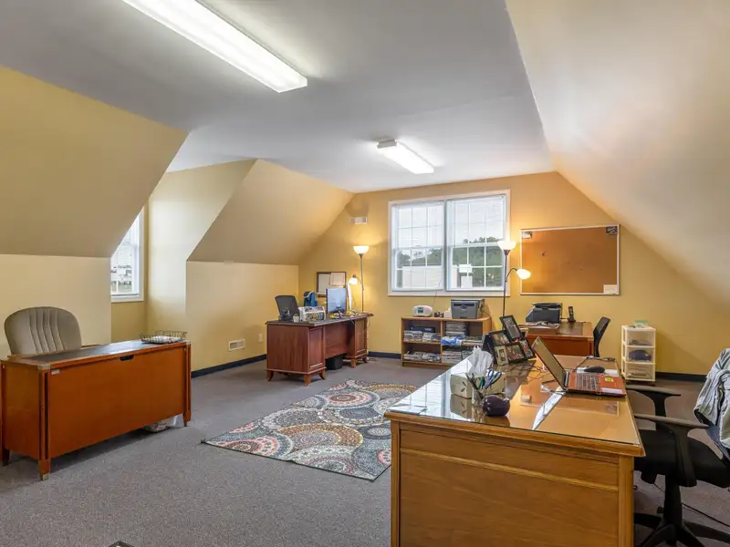 Medical Office Space for Lease in Cleveland, Tn – 12 Exam Rooms and Additional Features
