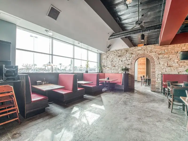Restaurant Location for Sale with Equipment, Lease Transfer, and License in Palm & Nees Ave