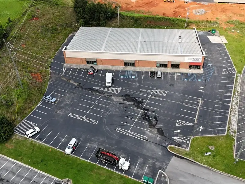 Commercial Strip Center on 3 Acres in Lafayette, Ga Near Walmart Supercenter