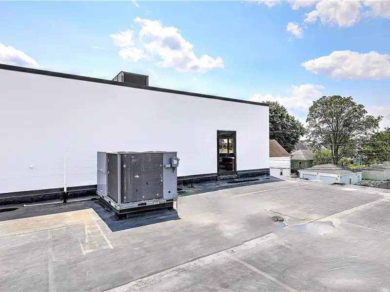 Versatile Multi-level Commercial Building with High Visibility on Major Corridor
