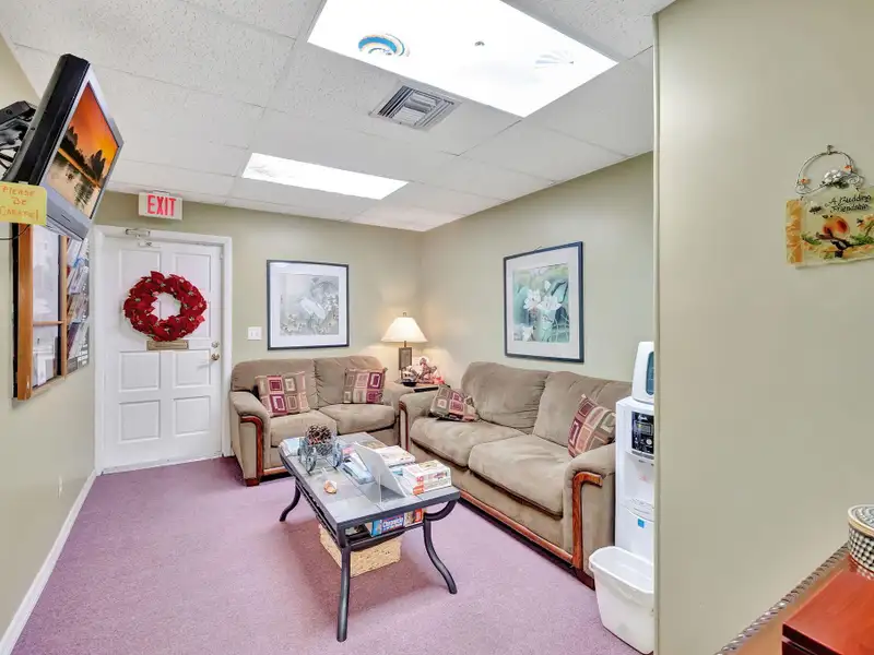 Turnkey Medical Office Suite for Lease in Palm Springs - $3,995/month