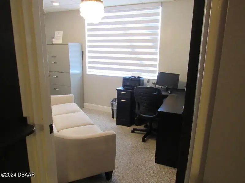 Renovated Medical Suite for Lease in Central Ormond Beach - Ideal for Med-spa or Practice
