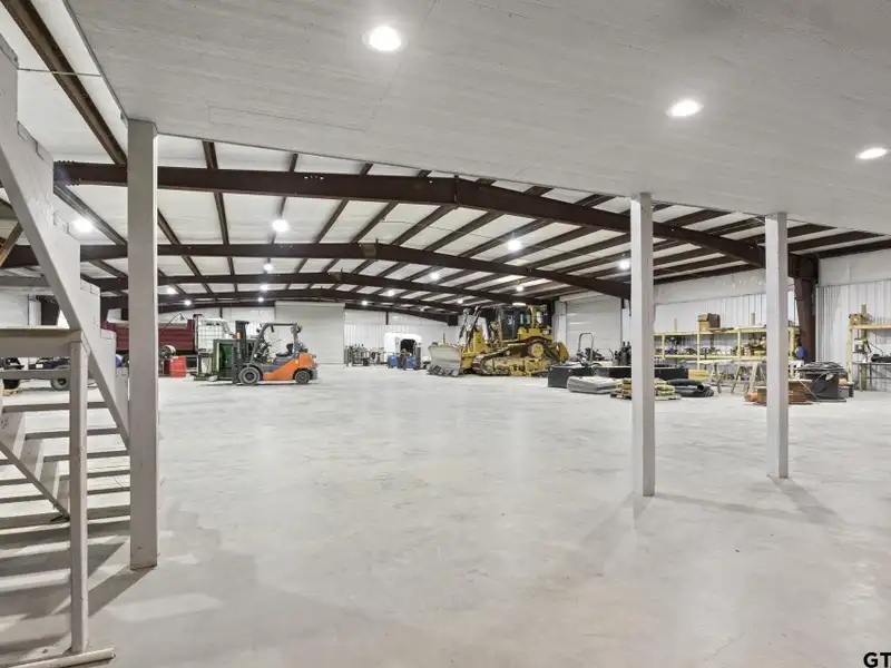 Expansive 13,500 Sq Ft Warehouse and Office on 11.5 Acres Along Highway 271