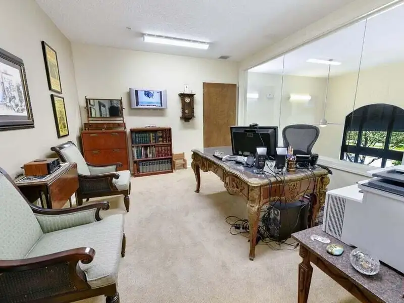Live/work Condominium in Downtown West Palm Beach - Ideal for Commercial or Residential Use