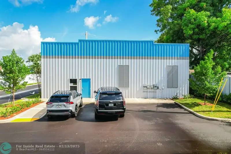New 10,000 Sq Ft Warehouse Space in Central Pompano Beach with B-4 Commercial Zoning