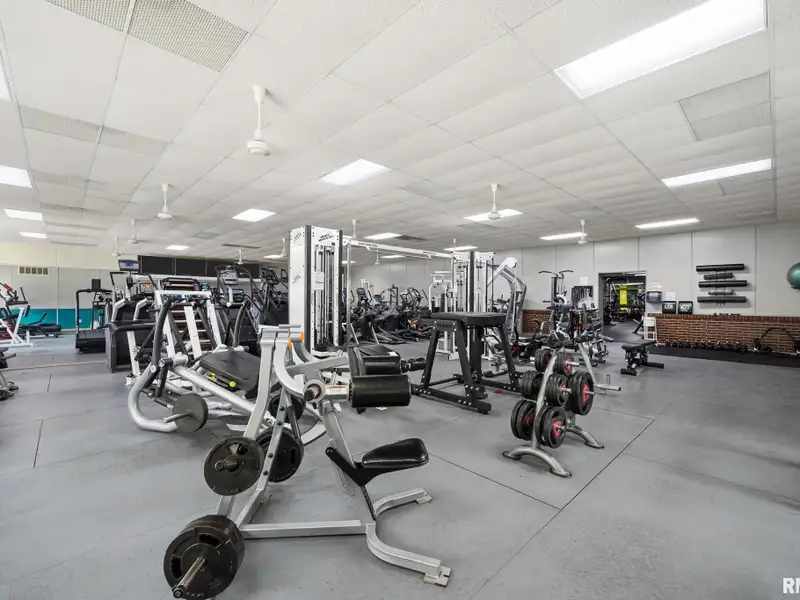 Turnkey Commercial Fitness Facility with Strong Membership Base in Prime Location