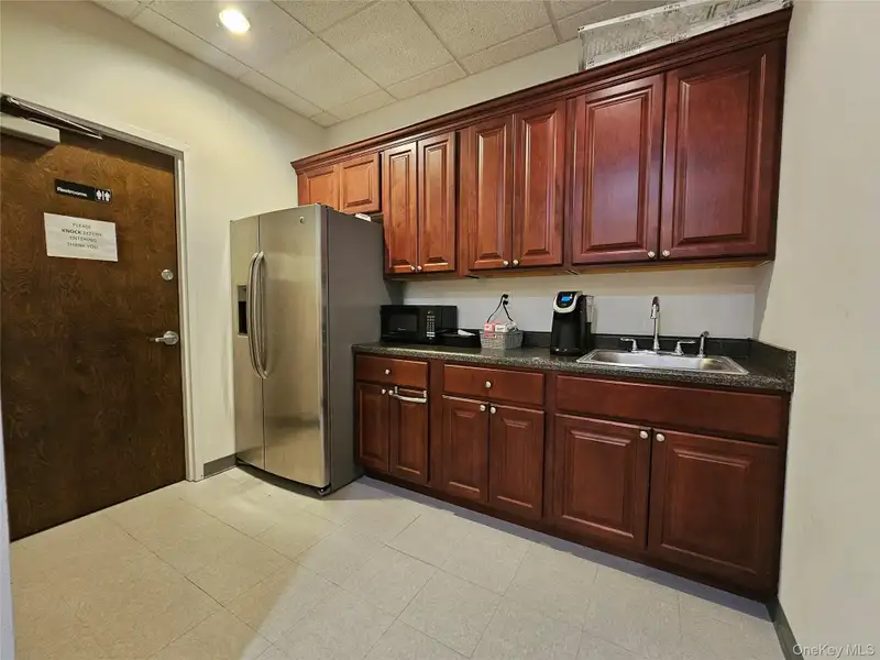 125+ Sq Ft Private Office Space with Amenities in Convenient Location