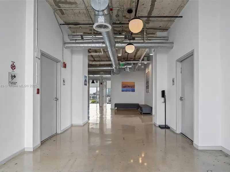 85sf Professional Office Space on 12th Floor Near I-95 and Brickell Area