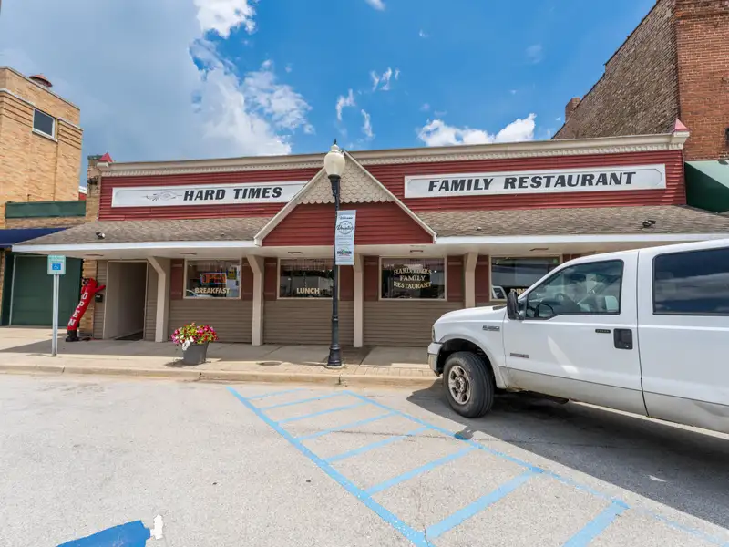 Turnkey Family Restaurant for Sale in Downtown Decatur, Mi - Seating for 200