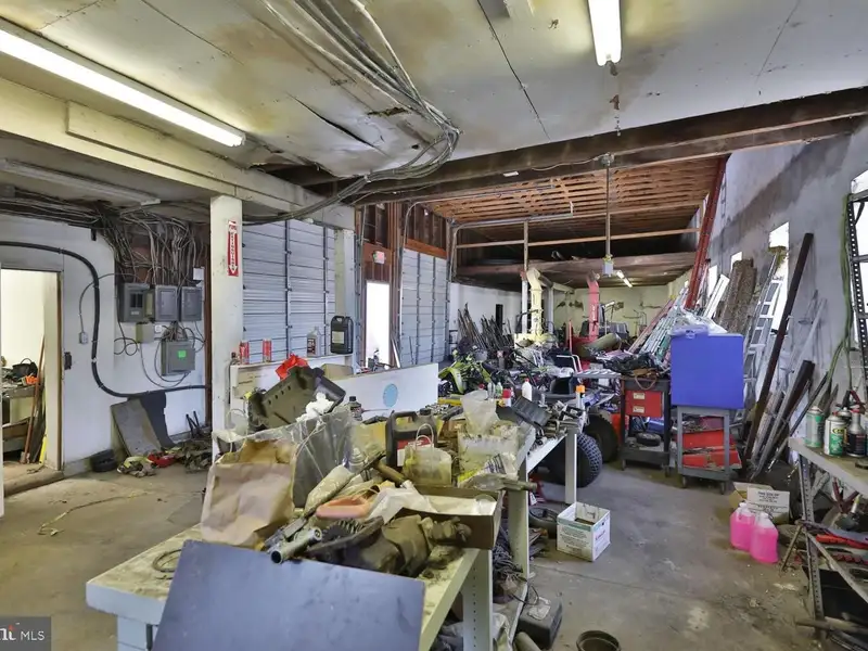 Commercial Property with Office and Warehouse Space in Norristown, Ideal for Multiple Tenants
