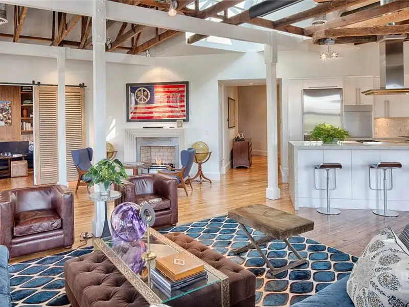 Chic 2-story Mixed-use Building in Prime Location with Commercial Space and Urban Loft