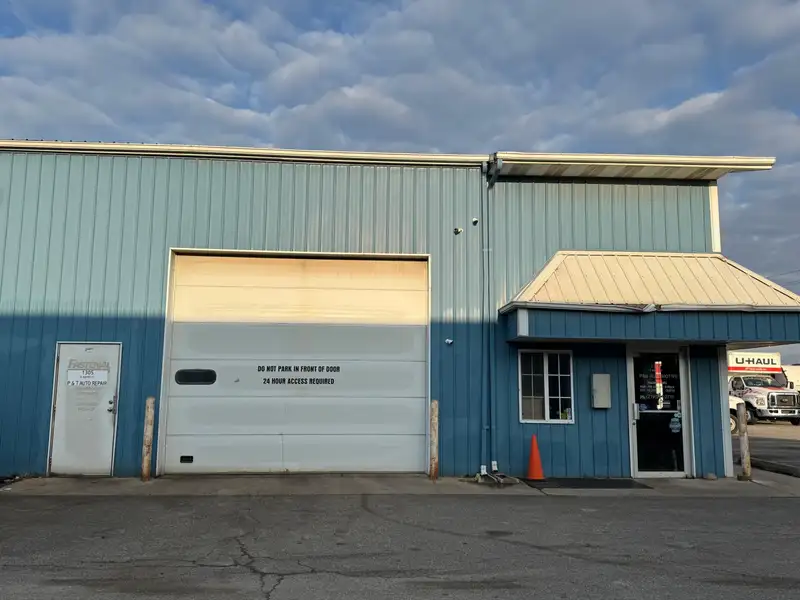 Versatile Warehouse Property in High-visibility Crown Point Location, 4,800 Sf on 0.87 Acres