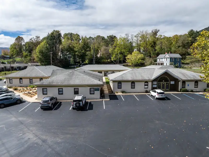Fully Leased Business Park in Prime Waynesville Location with Ample Parking and Modern Amenities