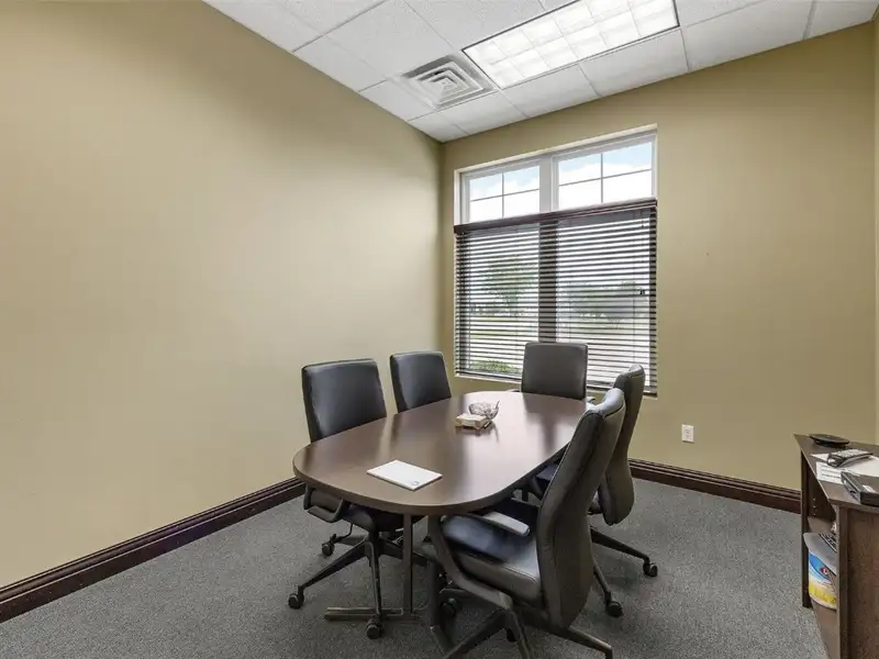 Versatile Office Building with Dual Tenant Configuration in Prime Location