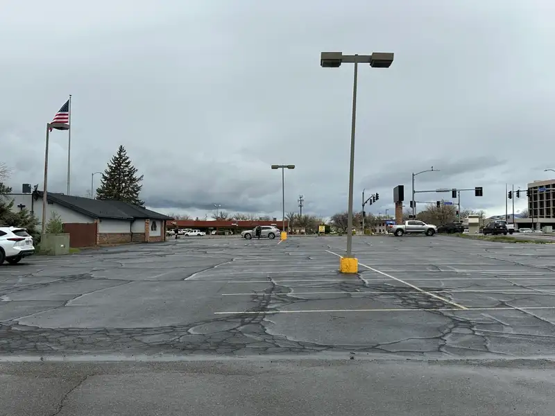 Remodeled Restaurant Building with Established Business in Prime Location Near I-70 Interchange