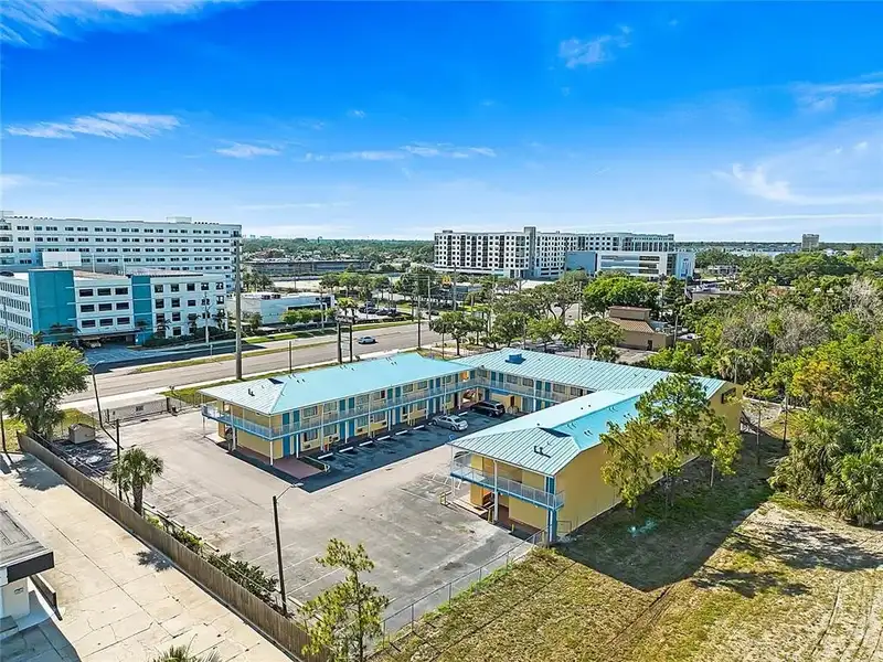 Independent Economy Hotel in Prime Location, St. Petersburg with 65 Keys and Redevelopment Potential