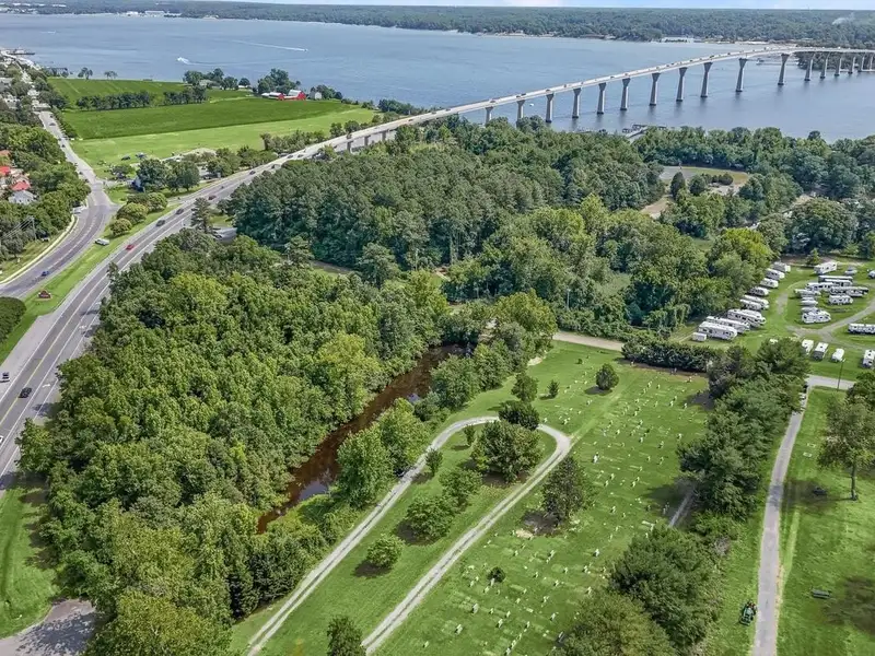 4.45-acre Commercial Property with 1,830 Sq Ft Structure on Solomons Island Road