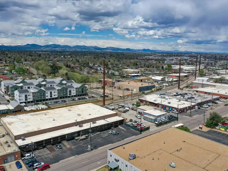 Centrally Located Multi-tenant Flex/warehouse Property in Denver, Colorado