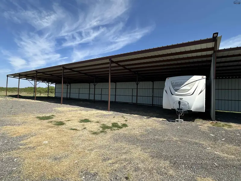 Commercial Property on 5.988 Acres with Warehouse and Storage Facilities
