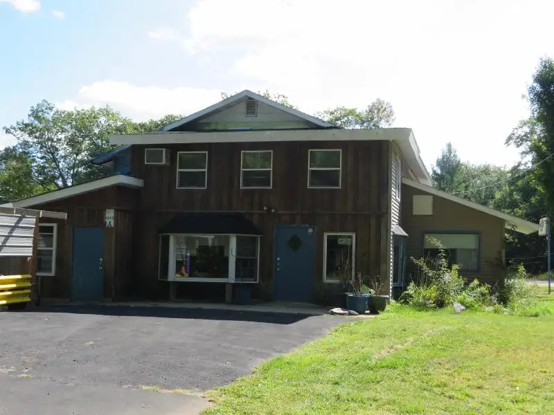 Turnkey Bar/restaurant with Apartment, Highway Access, and Development Potential in Northwoods