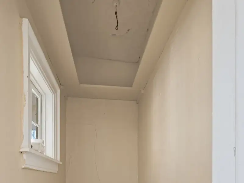 Historic Bungalow and Detached Unit on Main St with Commercial Potential