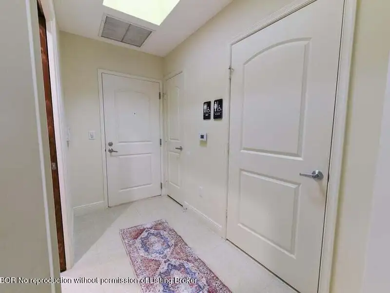 Live/work Condominium in Downtown West Palm Beach with Private Entrance and Parking
