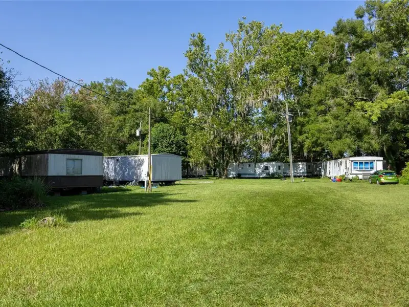 15-unit Manufactured Home Park Near Santa Fe River, High Springs, Fl