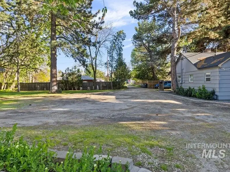 Unique Duplex and Bungalows in Boise Bench on over Half an Acre