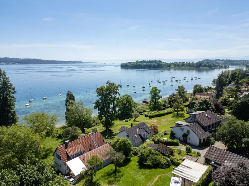 Lakeside Multi-family Property with Historic Bathhouse in Litzelstetten, Lake Constance