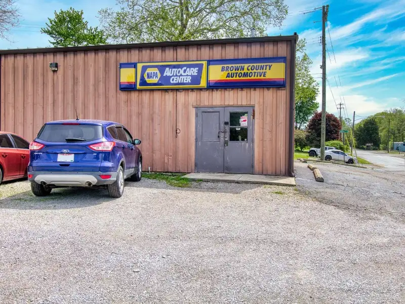 Turnkey Auto Mechanic Business with Multiple Buildings in Mt. Orab