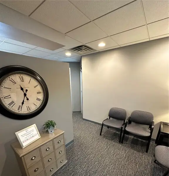 Versatile 2582 Sf Commercial Space in High Visibility Location with Excellent Parking