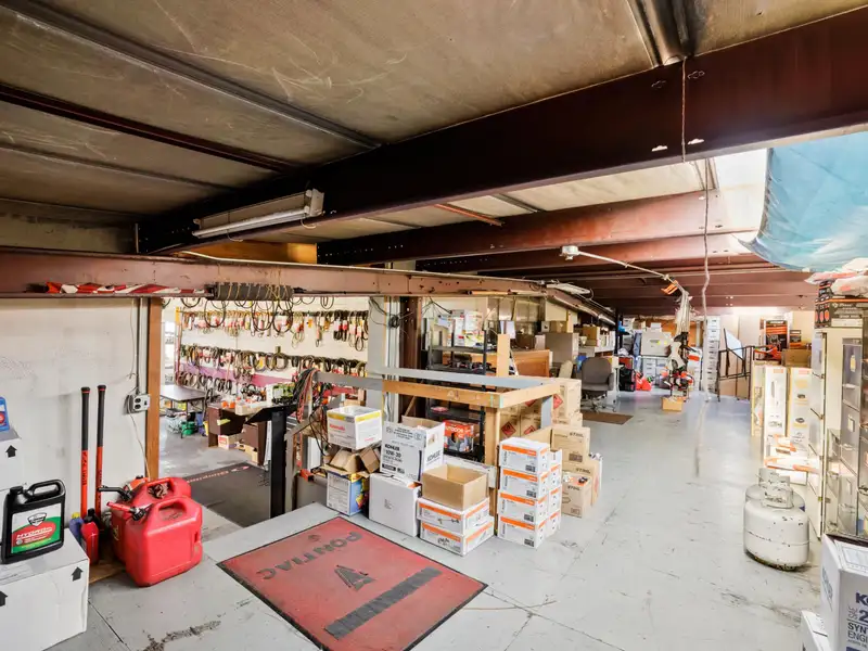 Versatile 9,940 Sq Ft Mixed-use Building on Congress Street, New Market, Shenandoah Valley