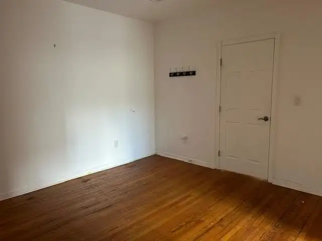 Versatile 750 Sq Ft Office Suite in Prime Village of Walden Location