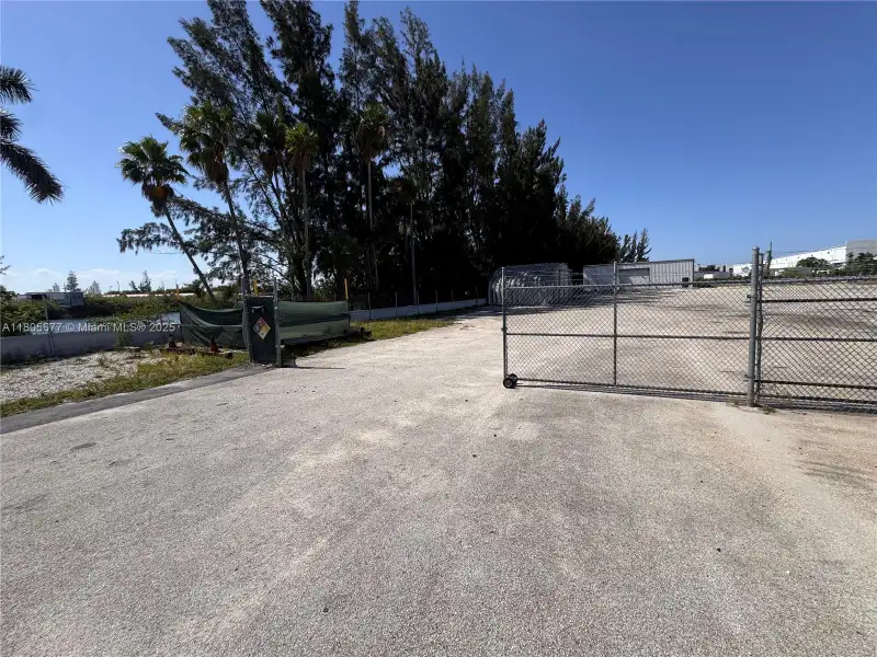 Industrial Lease Opportunity with Two Warehouses on 2 Acres in South Florida