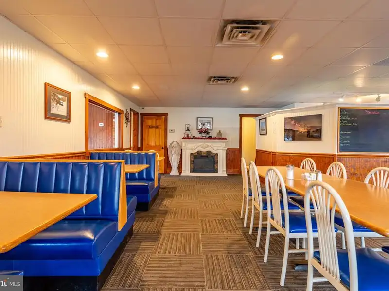 Established Restaurant with Commercial Kitchen and 120+ Seating in Hardy County
