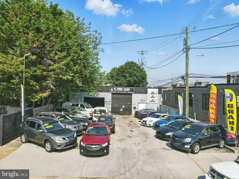 Established Auto Business and Commercial Property in Highlandtown with Turnkey Setup