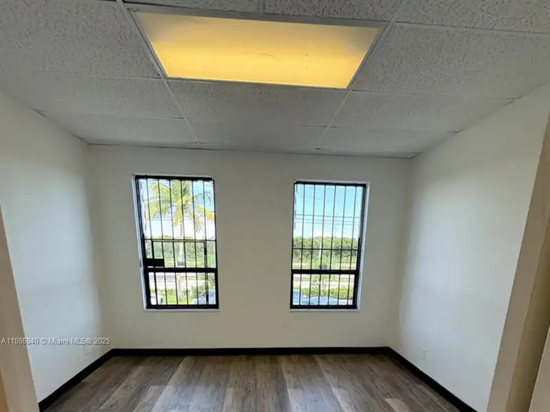 For Lease: Versatile Second-floor Retail/office Space in Pompano Beach