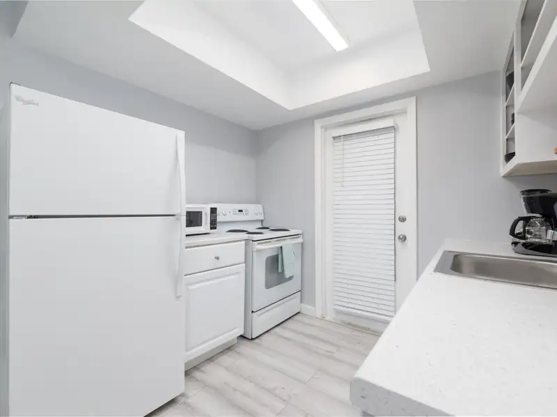 Turnkey 6-unit Airbnb Property in Prime Wilton Manors - Fully Renovated and Furnished