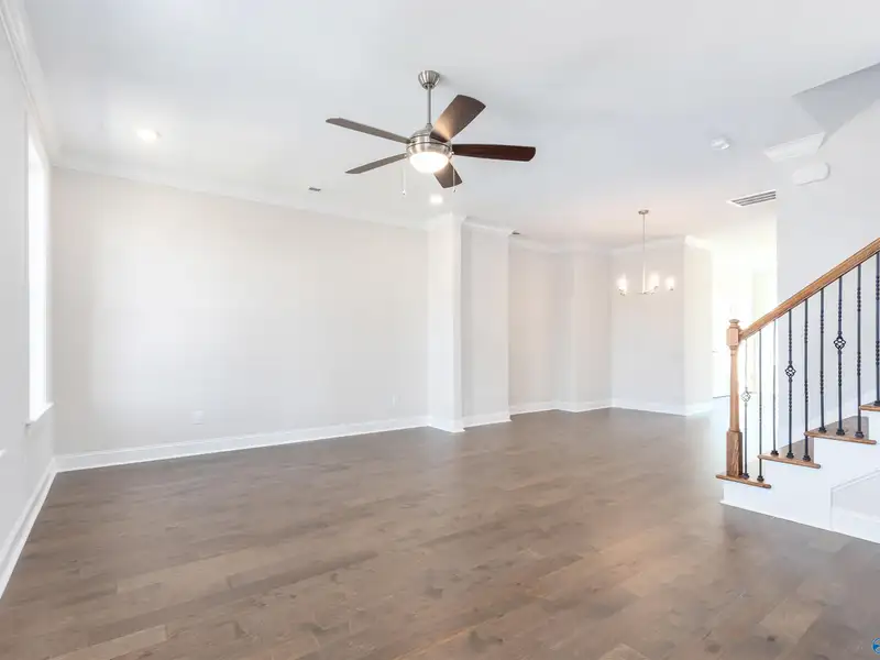 Live/work Townhome with Flex Space, 2 Primary Suites, and 2-car Garage in Prime Location