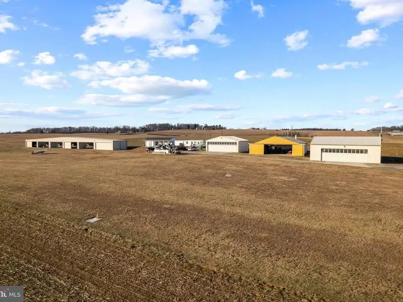 Baublitz Commercial Airport: 10 Acres with Hangars and Income Opportunities in York County, Pa