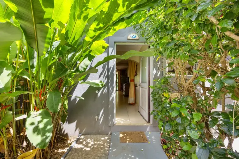 Tamarindo Boutique Hotel: 9 Bedrooms, Pool, Steps from Beach in Costa Rica