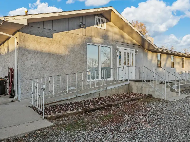 Spacious Two-level Commercial Property on Patterson Road, Grand Junction - High Visibility and Accessibility