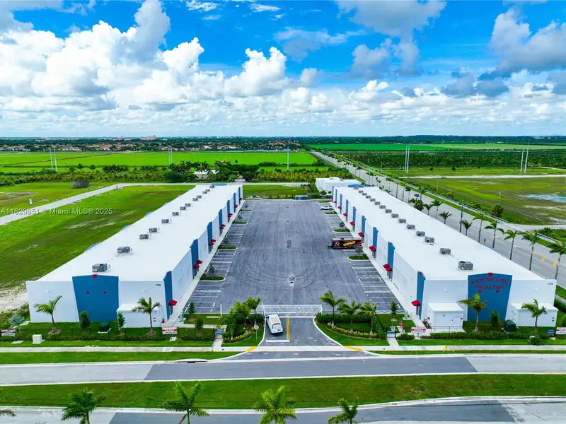 New 2,640 Sq. Ft. Warehouse in Homestead, Fl - Ideal for Storage and Business Operations