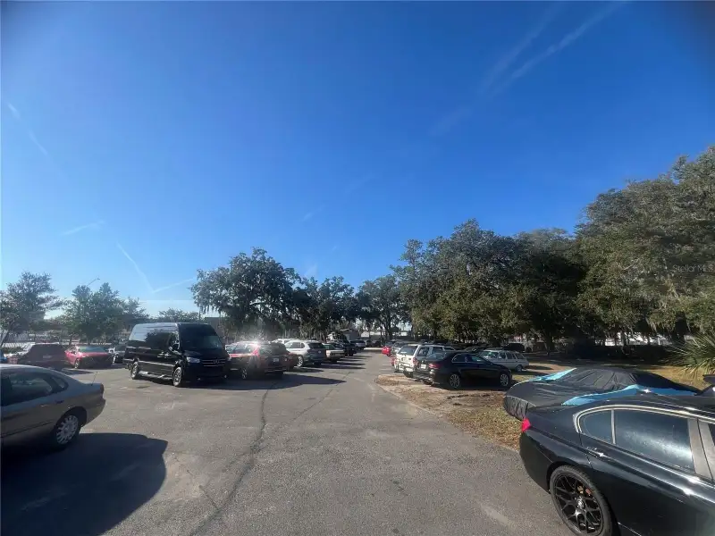 Income-producing Investment Property on South Main Street, 6.05 Acres with Diverse Tenants