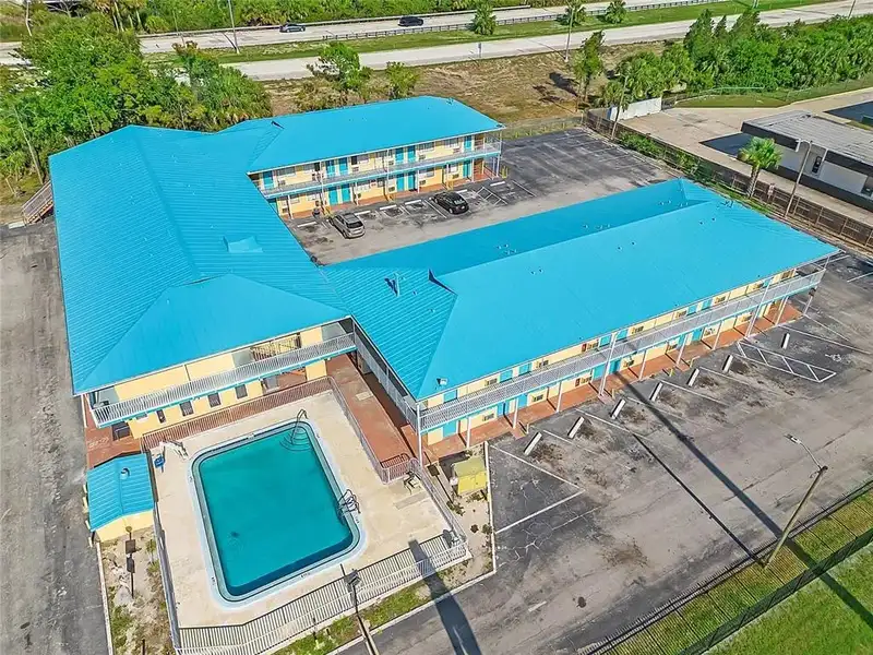 Independent Economy Hotel in Prime Location, St. Petersburg with 65 Keys and Redevelopment Potential