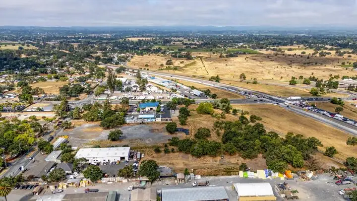6.33-acre Development Opportunity in Prime Santa Rosa Location